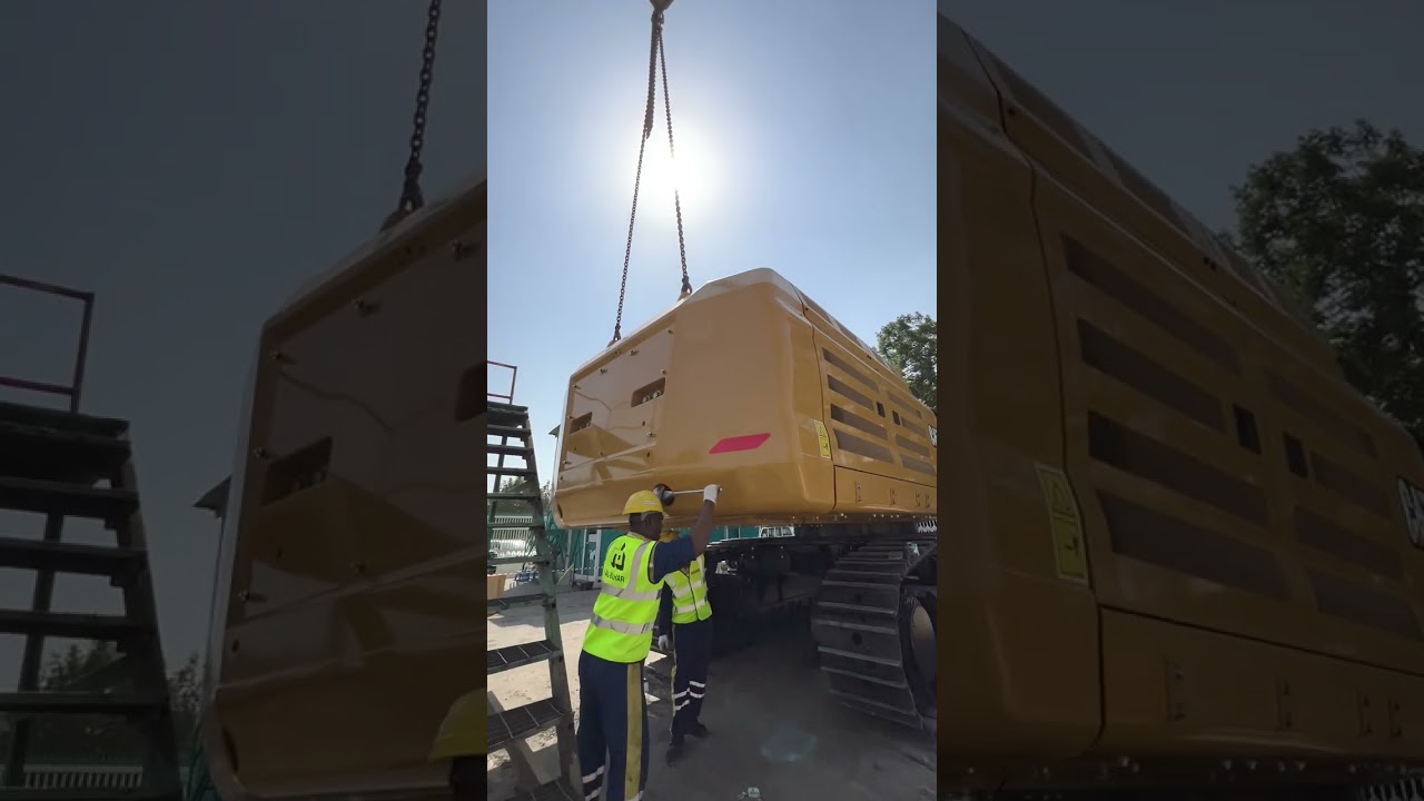 The Largest Caterpillar 395 Excavator in the World - Extended Long-Reach Boom of 28m!