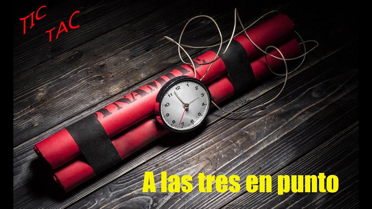 (A las tres en punto)   RNE.