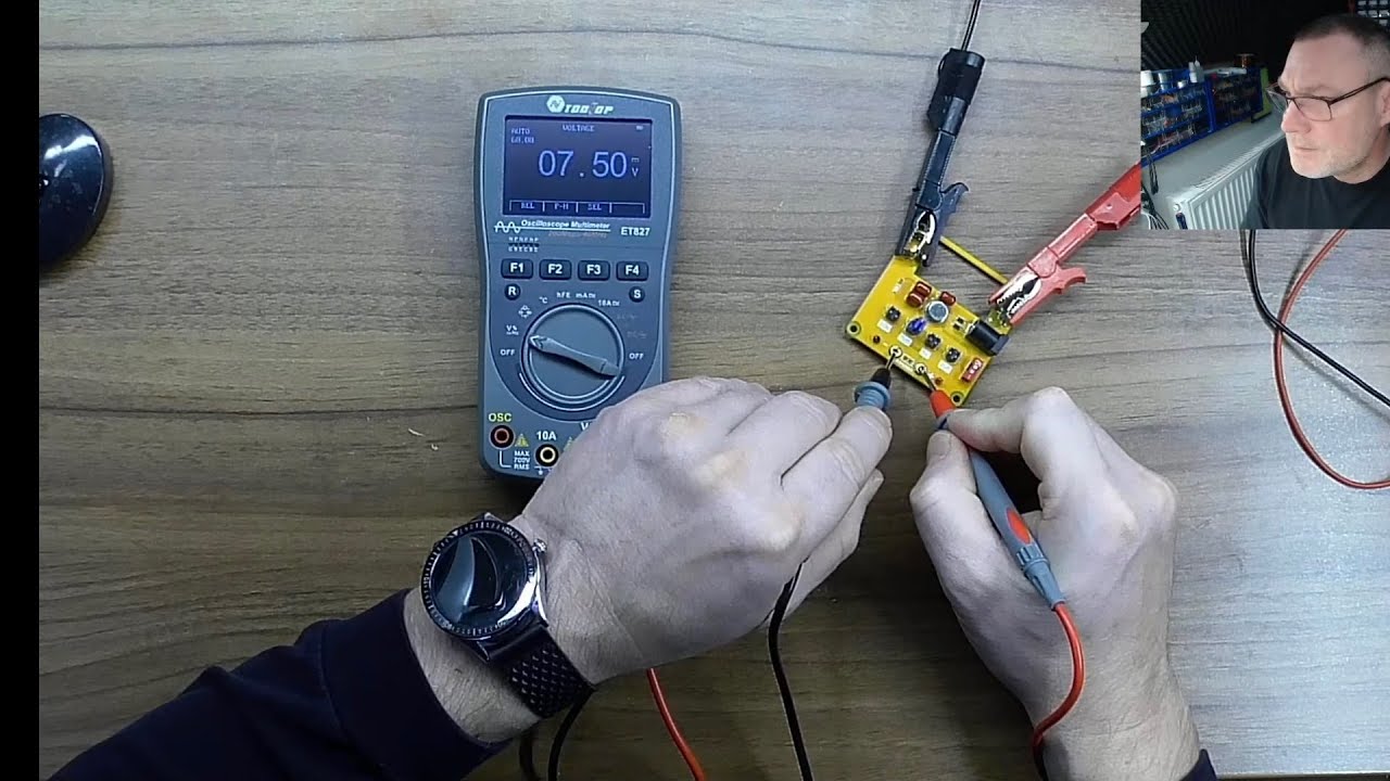 ToolTop ET827 multimeter a skopmeter 2v1