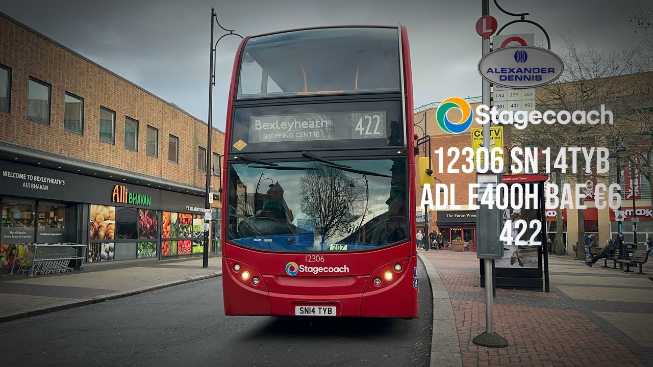 Journey on the Stagecoach London Enviro 400 BAE Hybrid €6 12306 SN14TYB on bus route 422