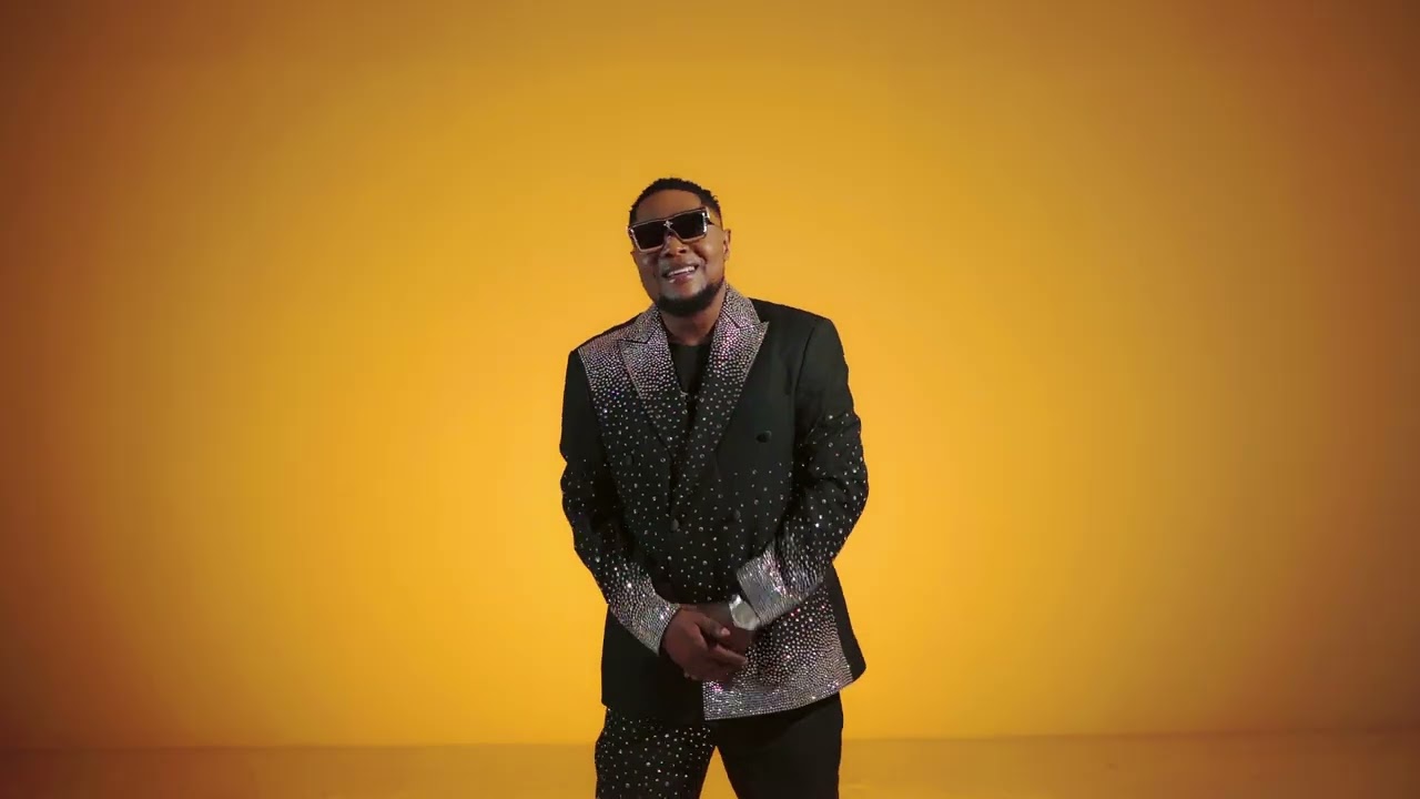Christian Bella - Chuchuchu (Official Music Video)