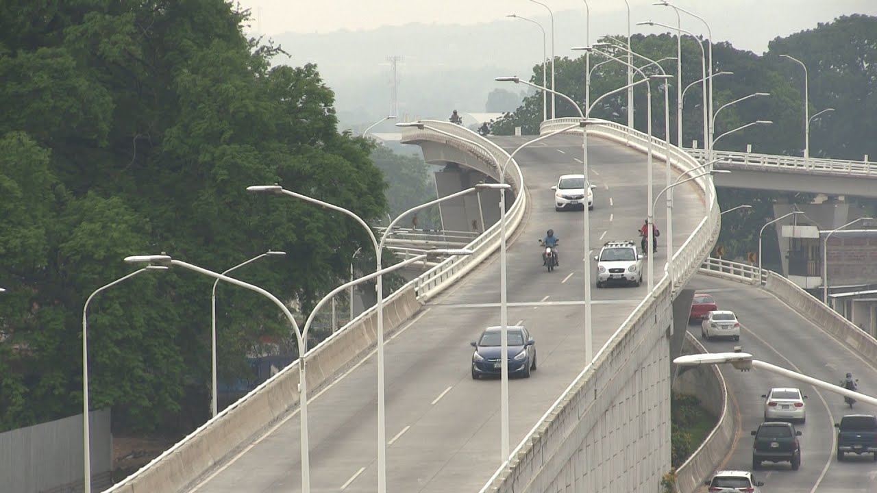 La CARRETERA SUR Vía Panamericana que te lleva a COSTA RICA
