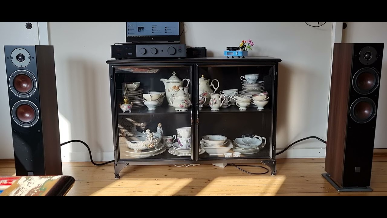 SOUND DEMO || Dali Oberon 5 + Audiolab 9000a || 
