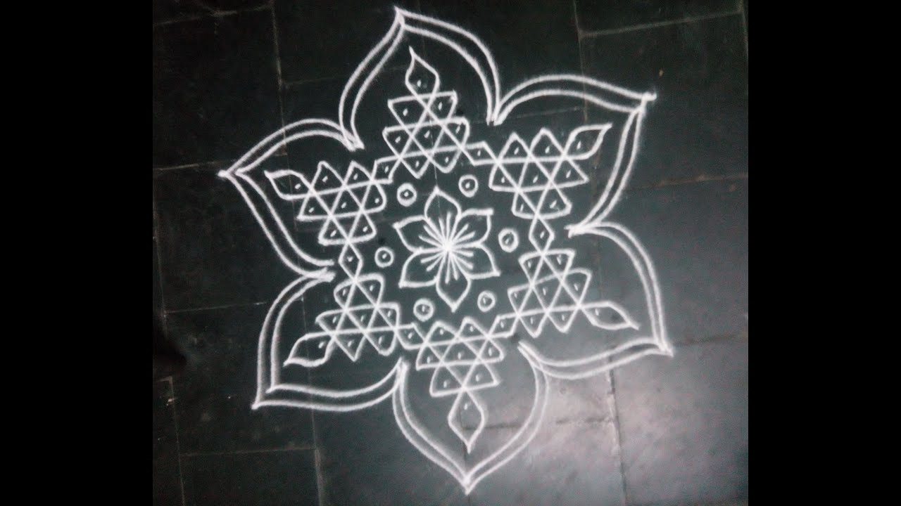 SIMPLE DOTTED KOLAM with 7-4 DOTS FOR NAVARATHRI