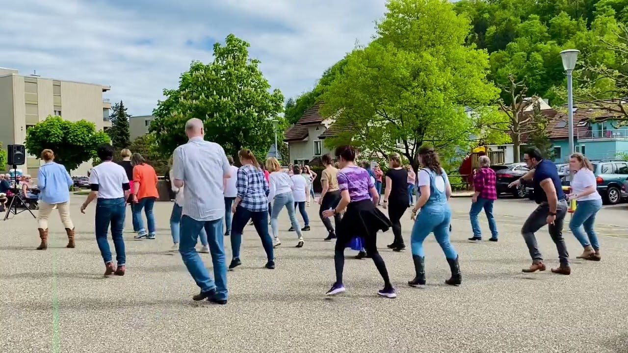 International Line Dance Flashmob 2024 - When You‘re Drunk