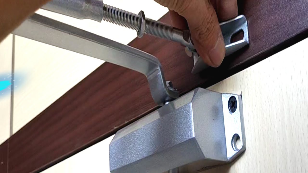cara pemasagan door close pintu hpl