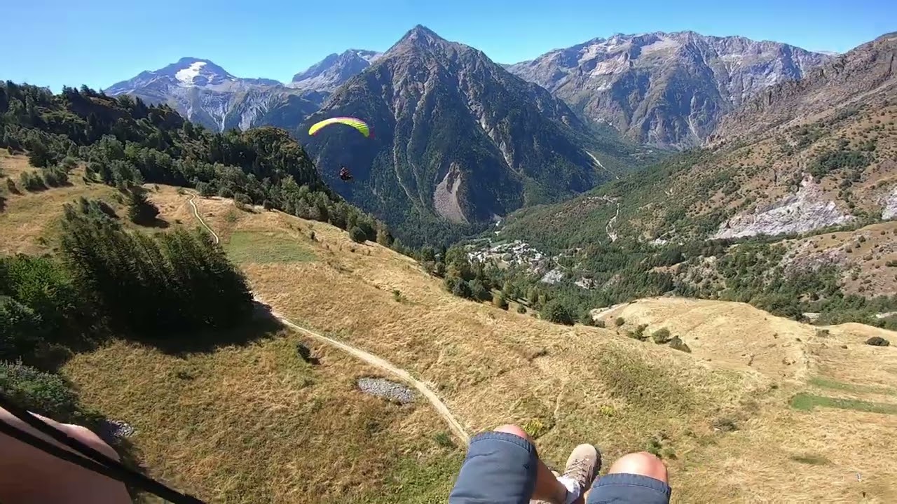 2 Way speedflying with Andrea Demarchi @Les Deux Alpes - OZONE R3 6.5 follows R3 8
