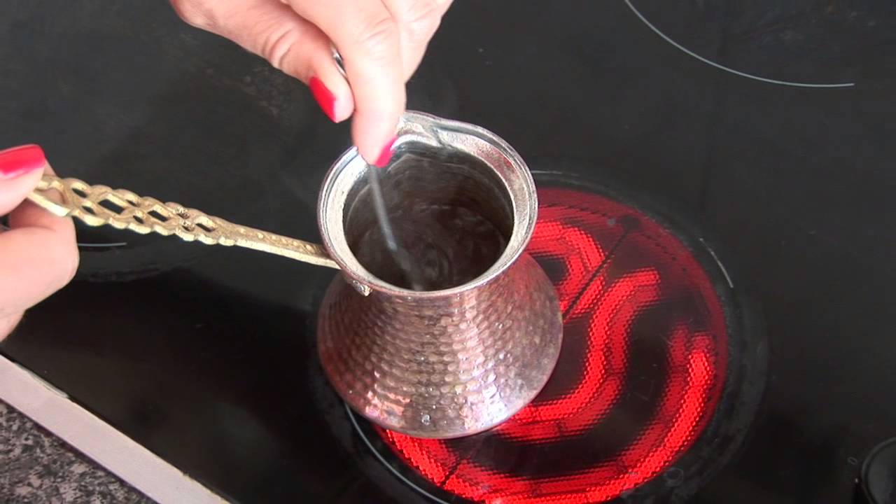 Caffeomanzia - Lettura di fondi di caffe' Come si prepara