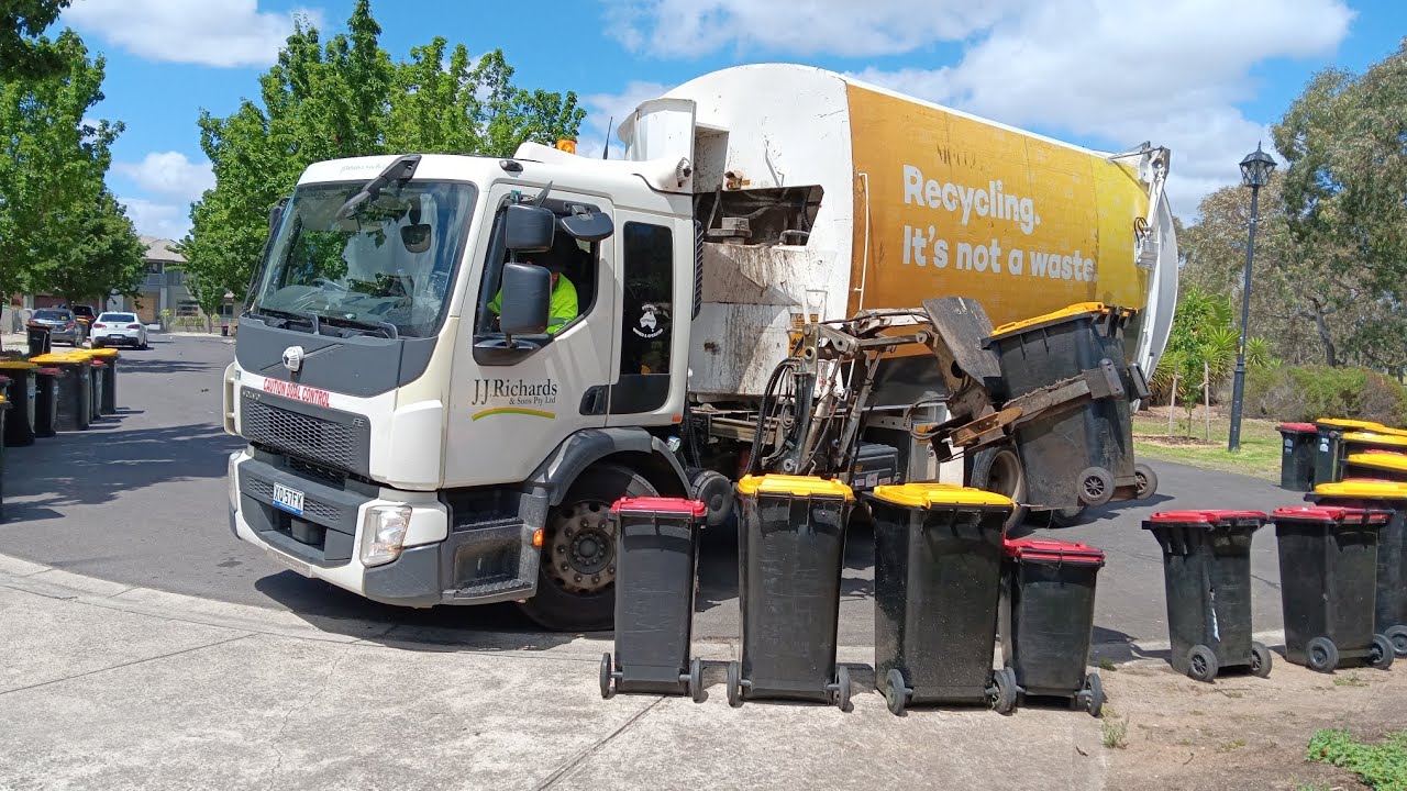 Melton Recycling #18FM