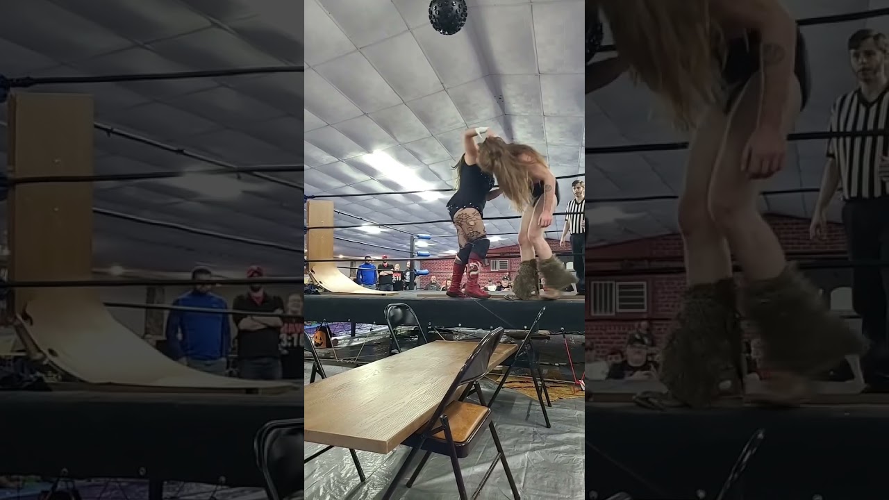 Herzog vs Sadika - Anna Fight Underground. #deathmatchwrestling #deathmatch