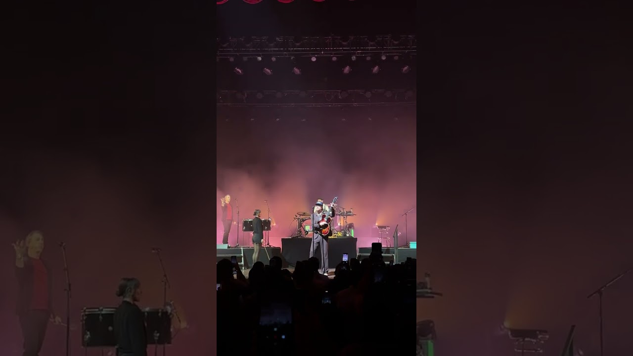 Sleep on the Floor - The Lumineers (Live in Manila Jan 26 2026)