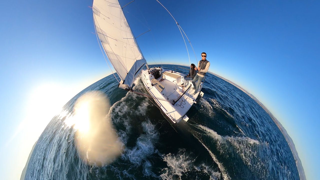 Beneteau First 27 - 360° Walkthrough