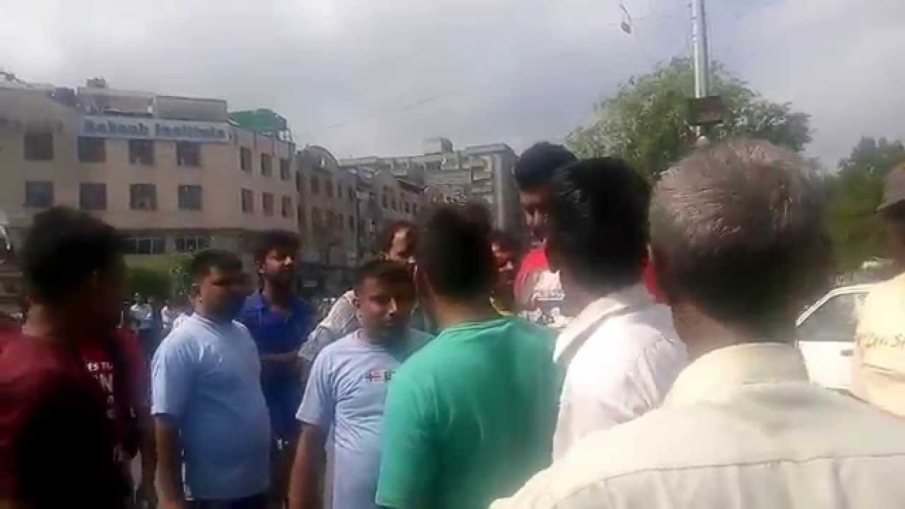 After Accident Child Death @Dwarka Ashirwad Chowk Clip 3, New Delhi