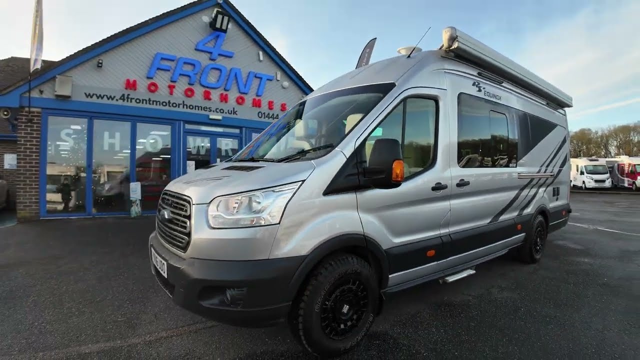 RS EQUINOX 3 Berth 2 Travel seats Motorhome