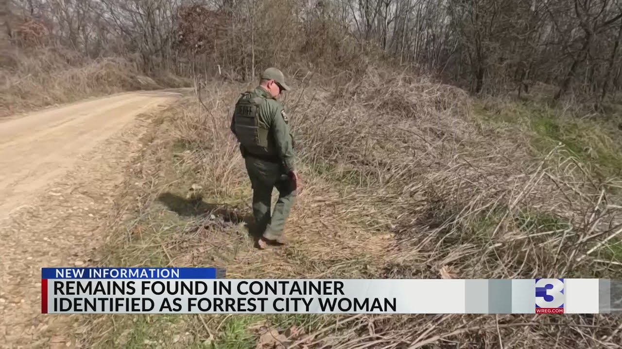 Woman's body found in plastic bin on Arkansas road identified
