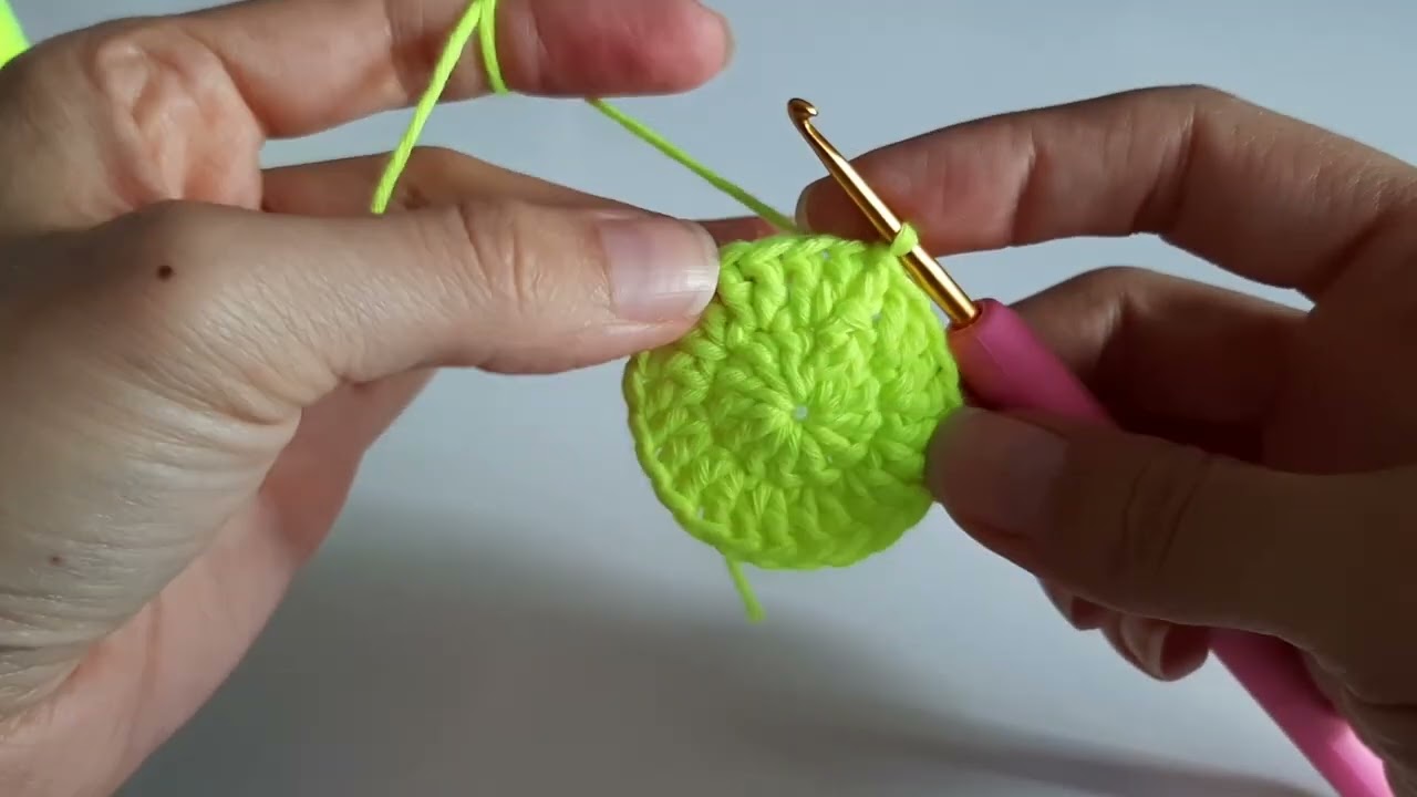 Tığ İşinde Yuvarlak Motif Nasıl Yapılır?