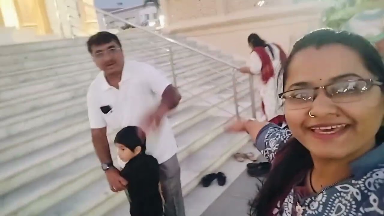 આજે તો બધા ભેગા થઇ ગયા 🤗😍🎉(@ NishaPandiya)