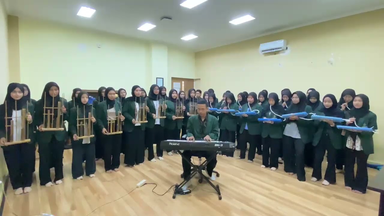 uas seni musik udah kaya orkestra💃💃#4you #senimusik #mahasiswa #pgsd #fyp 
