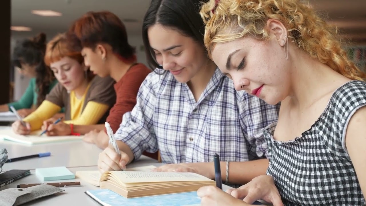 Dimensión Sociocultural de la Educación-