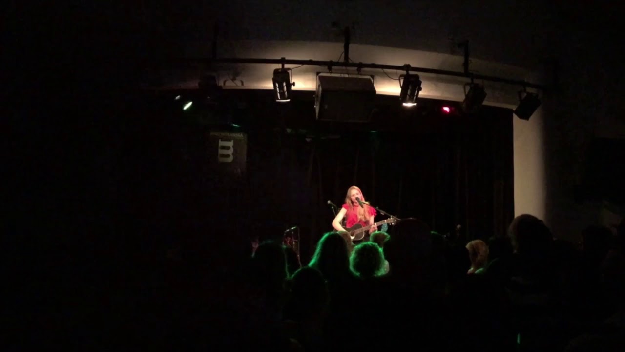 Tereza Balonová CELÝ KONCERT Malostranská Beseda 13. 6. 2019