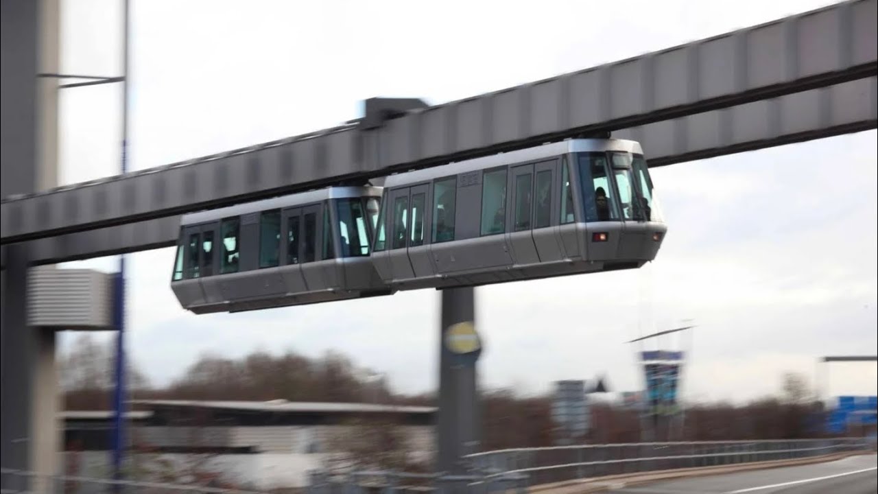 The entire journey of Düsseldorf Airport's sky train
