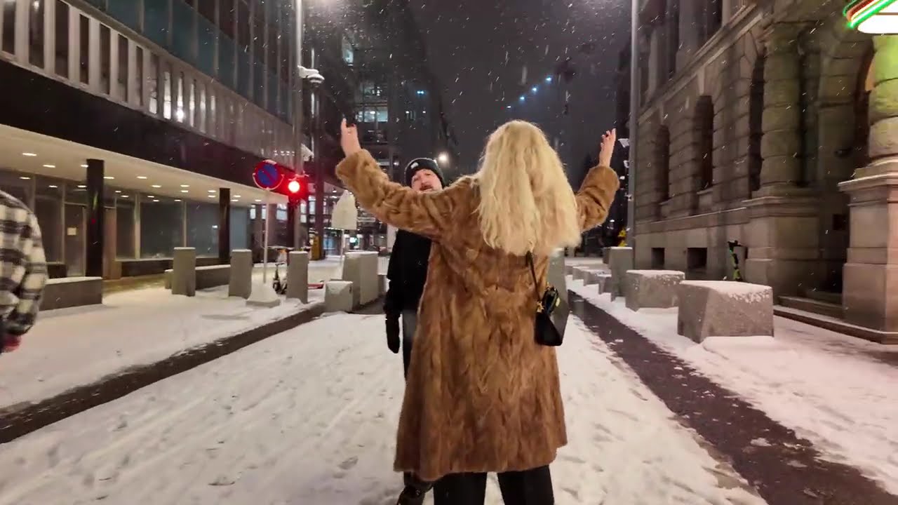 Oslo CRAZY NIGHT Walk 🇳🇴 SNOW STORM, Nightlife & Snowy City Streets | Norway 4K Night Tour 🇳🇴🇳🇴