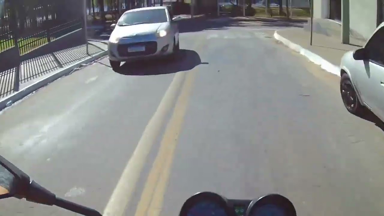 Passeio com minha moto pela cidade