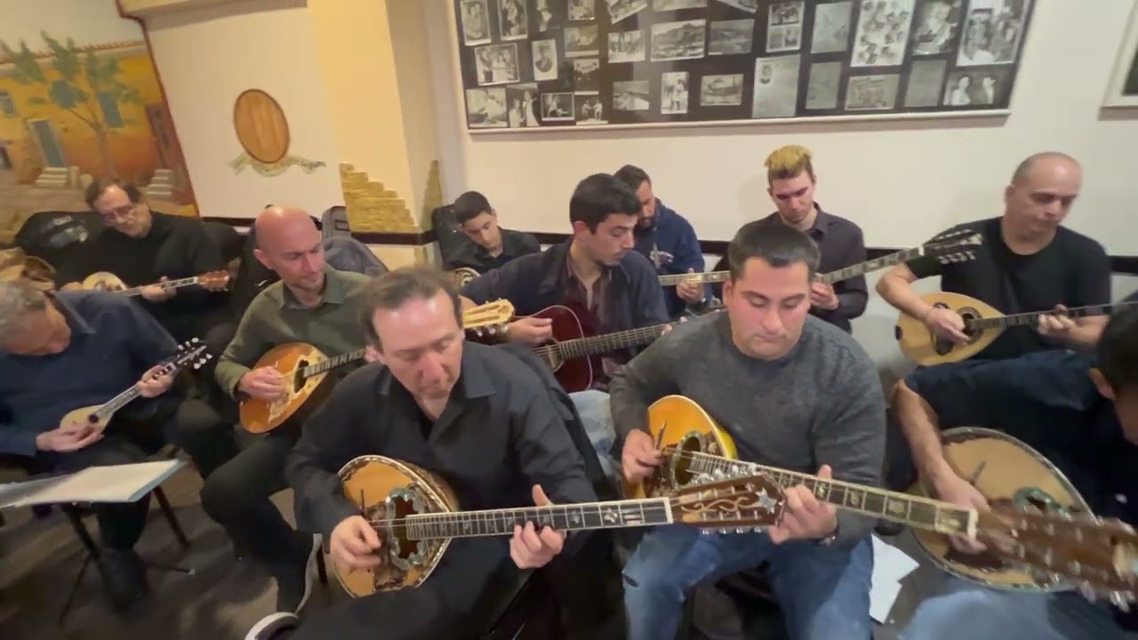 ΟΝΕΙΡΟ ΔΕΜΕΝΟ ΣΤΟ ΜΟΥΡΑΓΙΟ. ΜΑΘΗΜΑΤΑ ΜΠΟΥΖΟΥΚΙΟΥ ΤΖΟΥΡΑ ΜΠΑΓΛΑΜΑ ΚΑΙ ΜΕΣΩ SKYPE. LESSONS ON SKYPE.