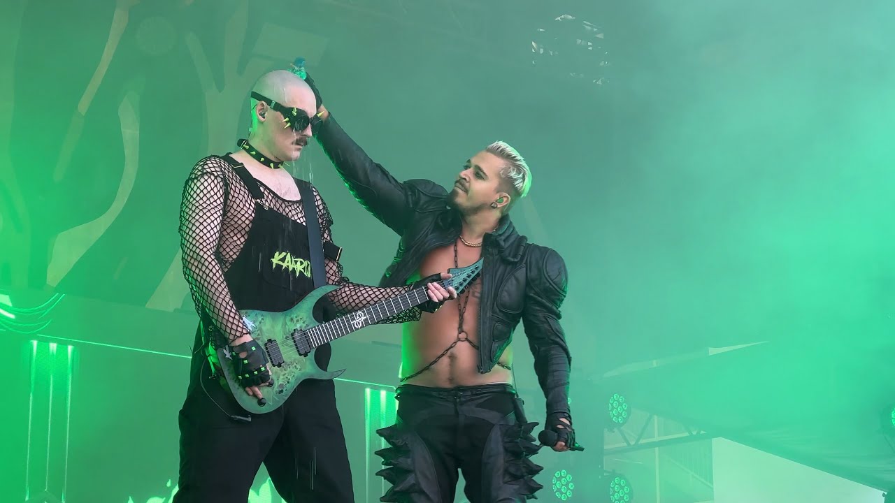 Käärijä - Paidaton riehuja (Live) - Turun Terassikesä 14.8.2024 Turku