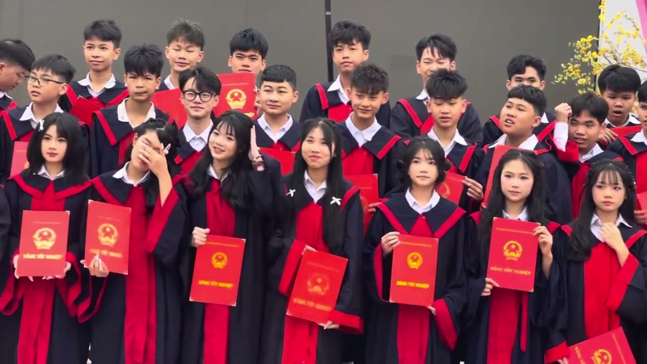 Cường tốt nghiệp cấp hai 2026