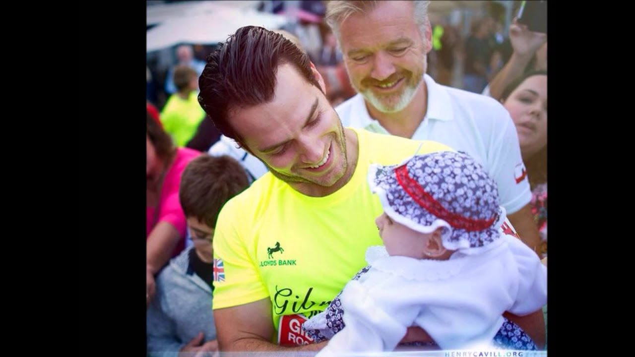 Henry Cavill em Gibraltar Rock Run 2014