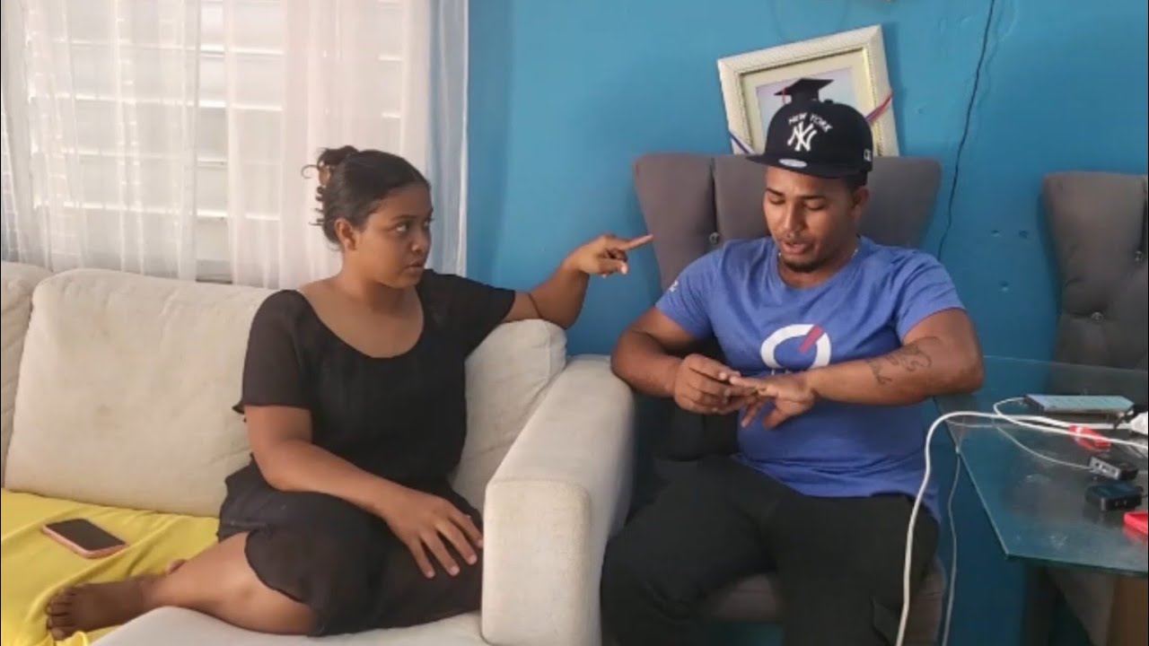Señales de cuando una mujer sabe todo lo que escondes y no te dice nada para darte una sorpresa  2