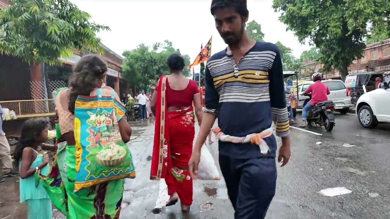 インド🇮🇳旅その２　地面ねちょねちょジャイプール　雨季に行くべきでない、意外にしょぼかった風の宮殿　India Jaipur　印度 斋浦尔【２０２４年８月12日】