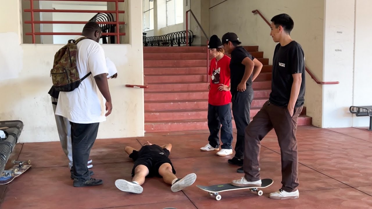 Skater vs 10 Stair