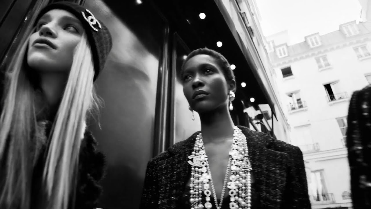 CHANEL Fashion Show 2022 (FW22) 👗