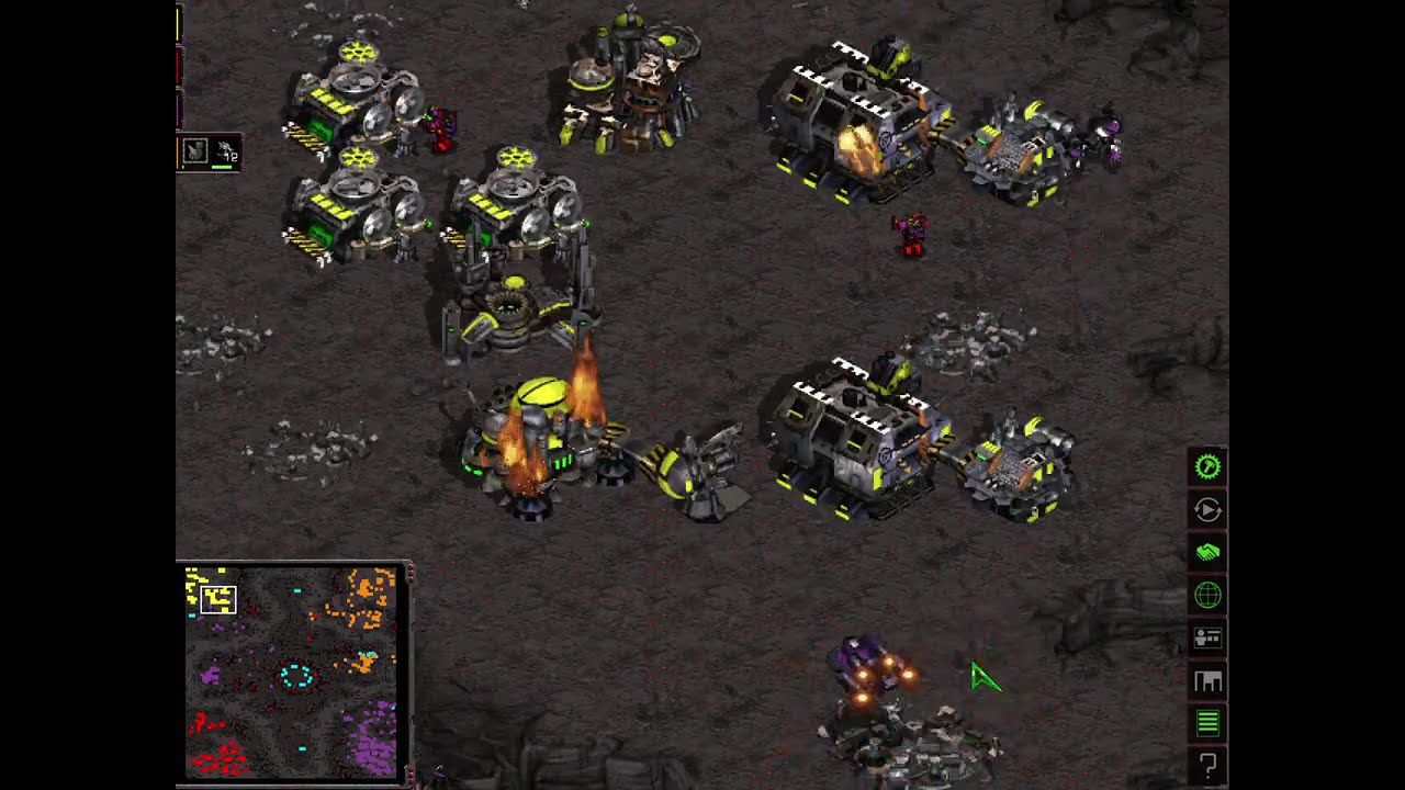 StarCraft Replay - Ashrigo Map - Intense Battle
