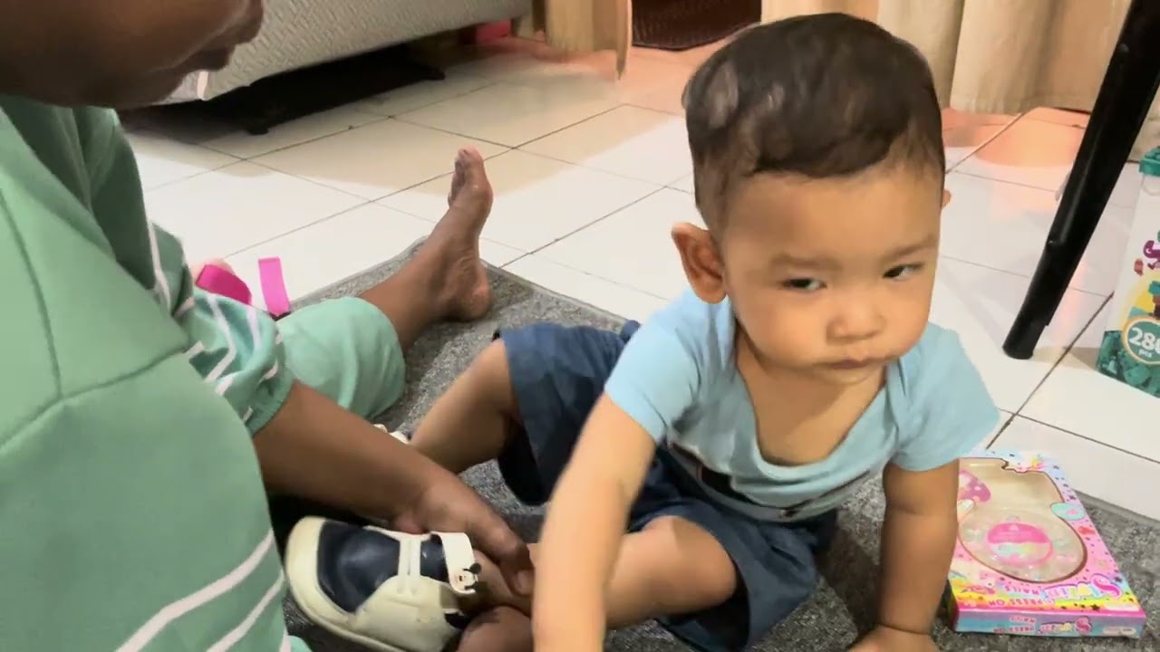 Adit mau jalan2 sore 🥰