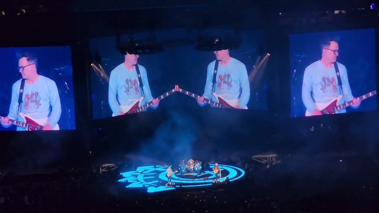 Blink-182 - When Your Heart Stops Beating/There Is Live at Citi Field, Queens, NY (7/21/24)