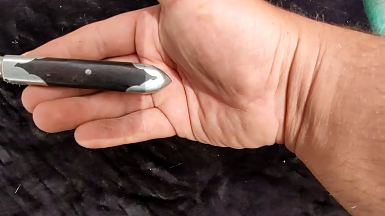 TE MUESTRO LOS CUCHILLOS Y CORTAPLUMAS QUE TENGO A LA VENTA
