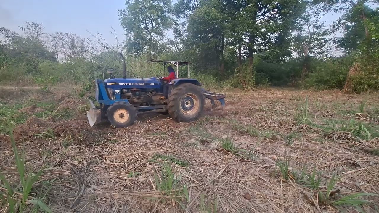 จัดไปอีกหนึ่งผลงาน🚜🚜🚜 ก่อนค่ำ