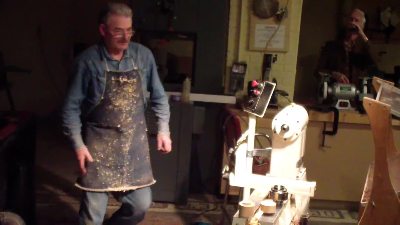 WGNC Demo: Liam O'Neill turns a crooked-grain box