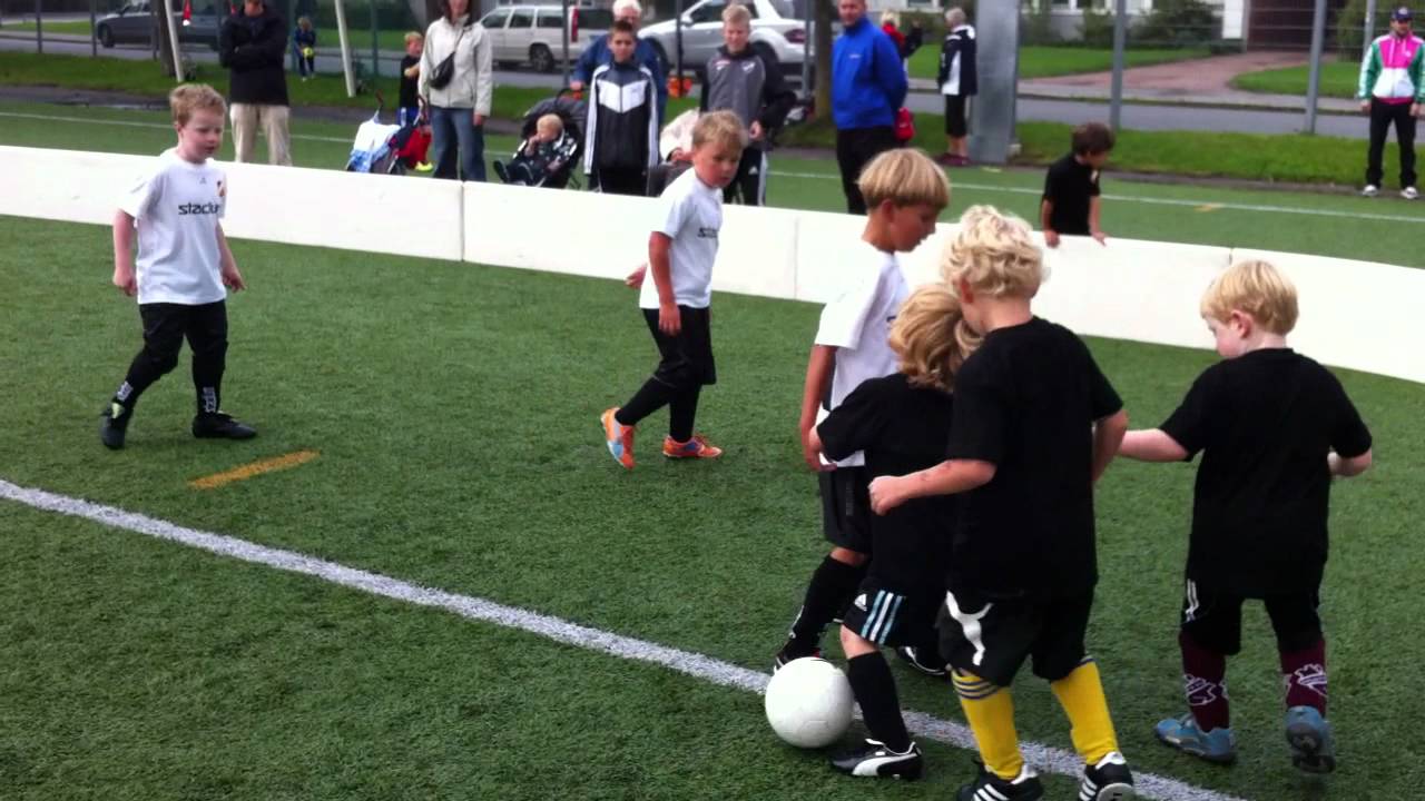 3 manna 6 år 15 10m