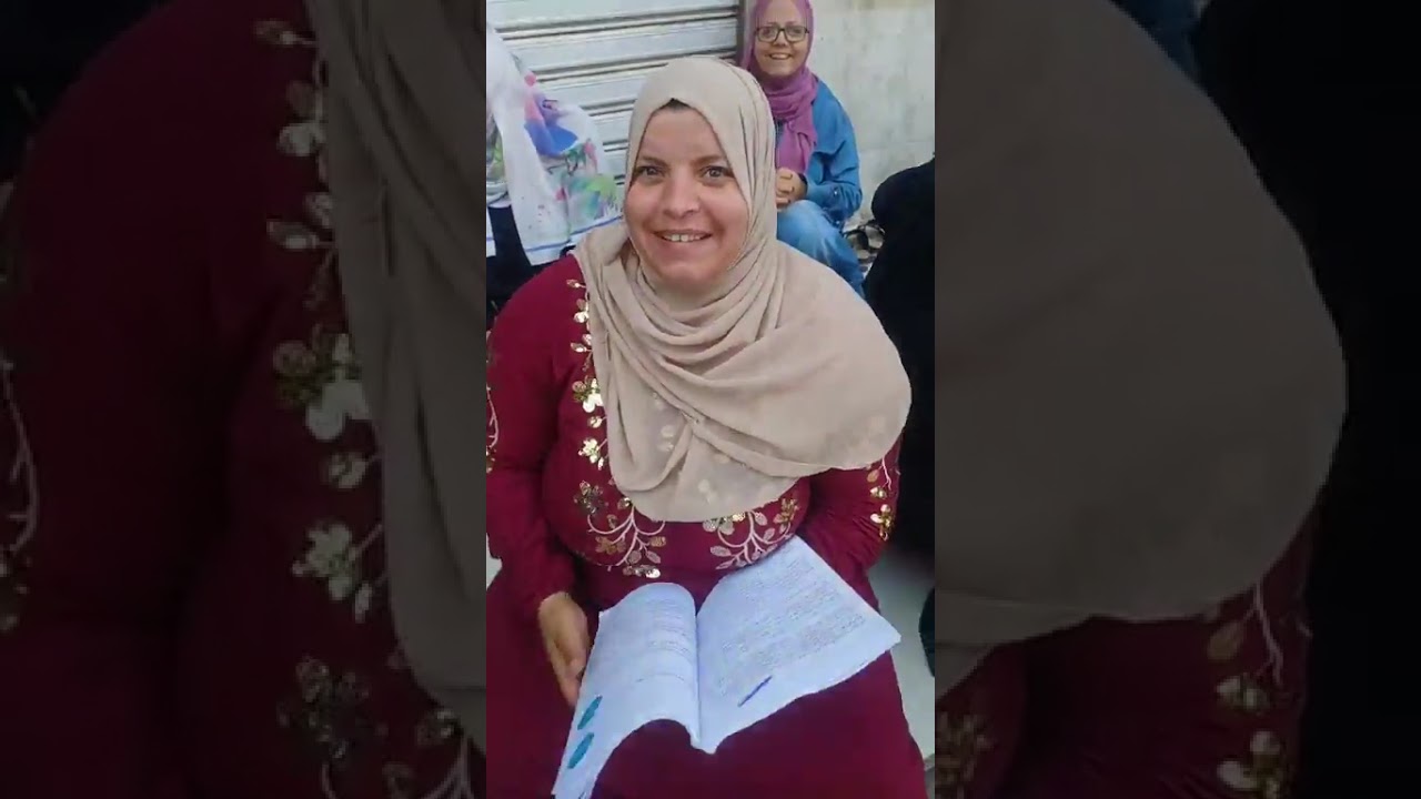 لحظة خروج طلاب الأزهر بعد امتحان البلاغة في الشرقية.. هل كانت الأسئلة مفاجئة؟!