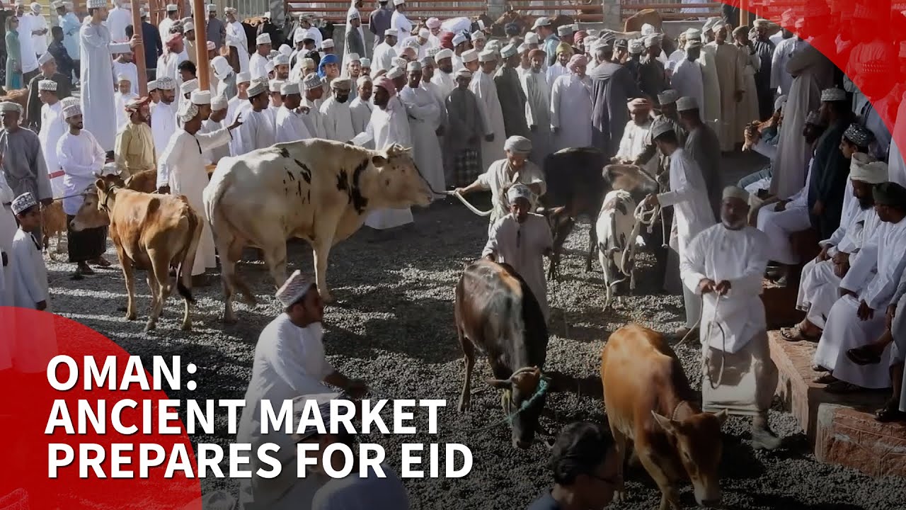 Omanis get ready for Eid Al-Fitr in ancient city of Nizwa