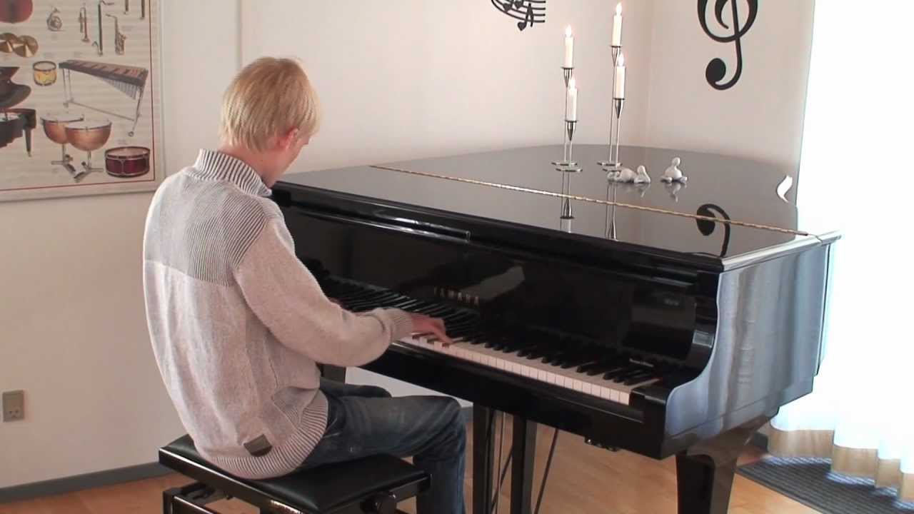 Elton John - Border song