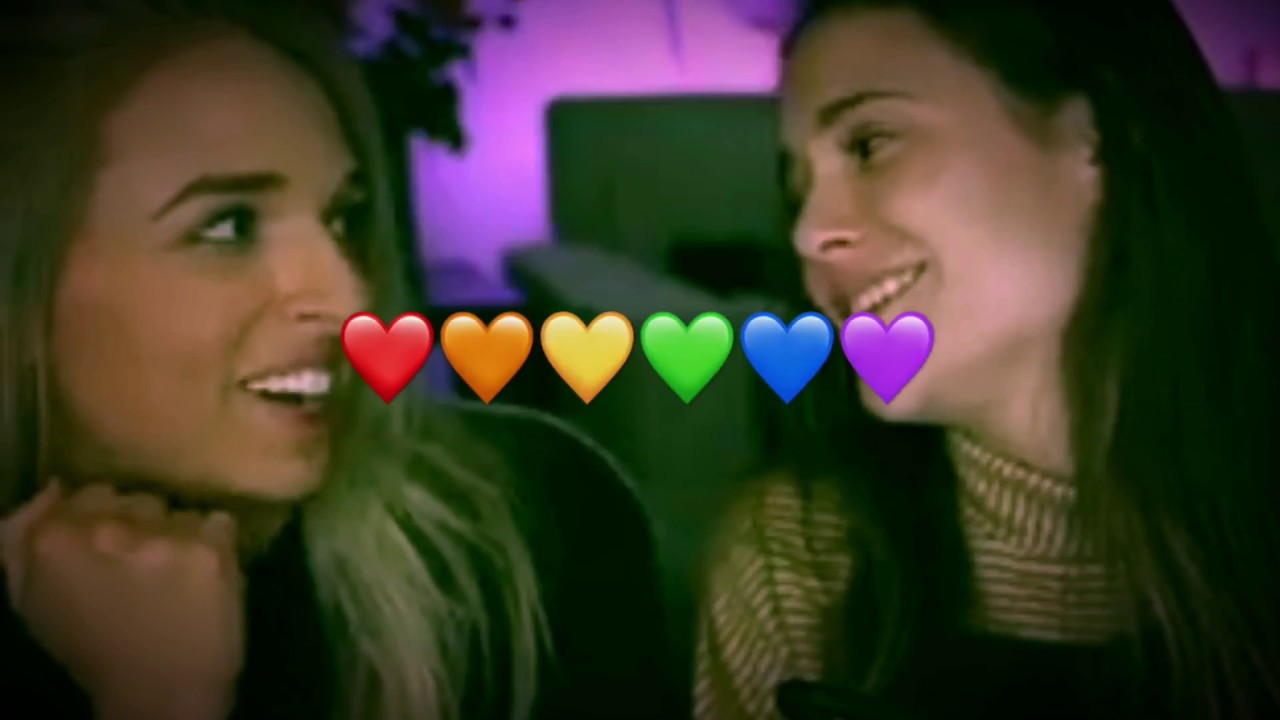 Jenn and Alyx | Outside