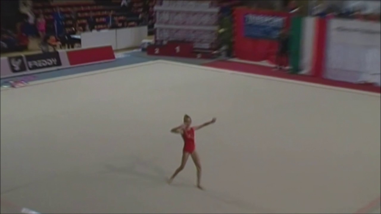 Ginnastica 5 Cerchi SERIE B 2016: corpo libero LAURA ZAMBOLIN