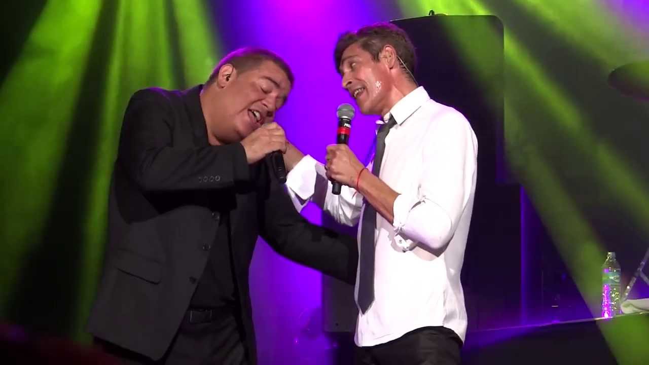 Ray Reyes (El Reencuentro - Menudo) - Chiquitita - Arena Ciudad de México (05 12 13)