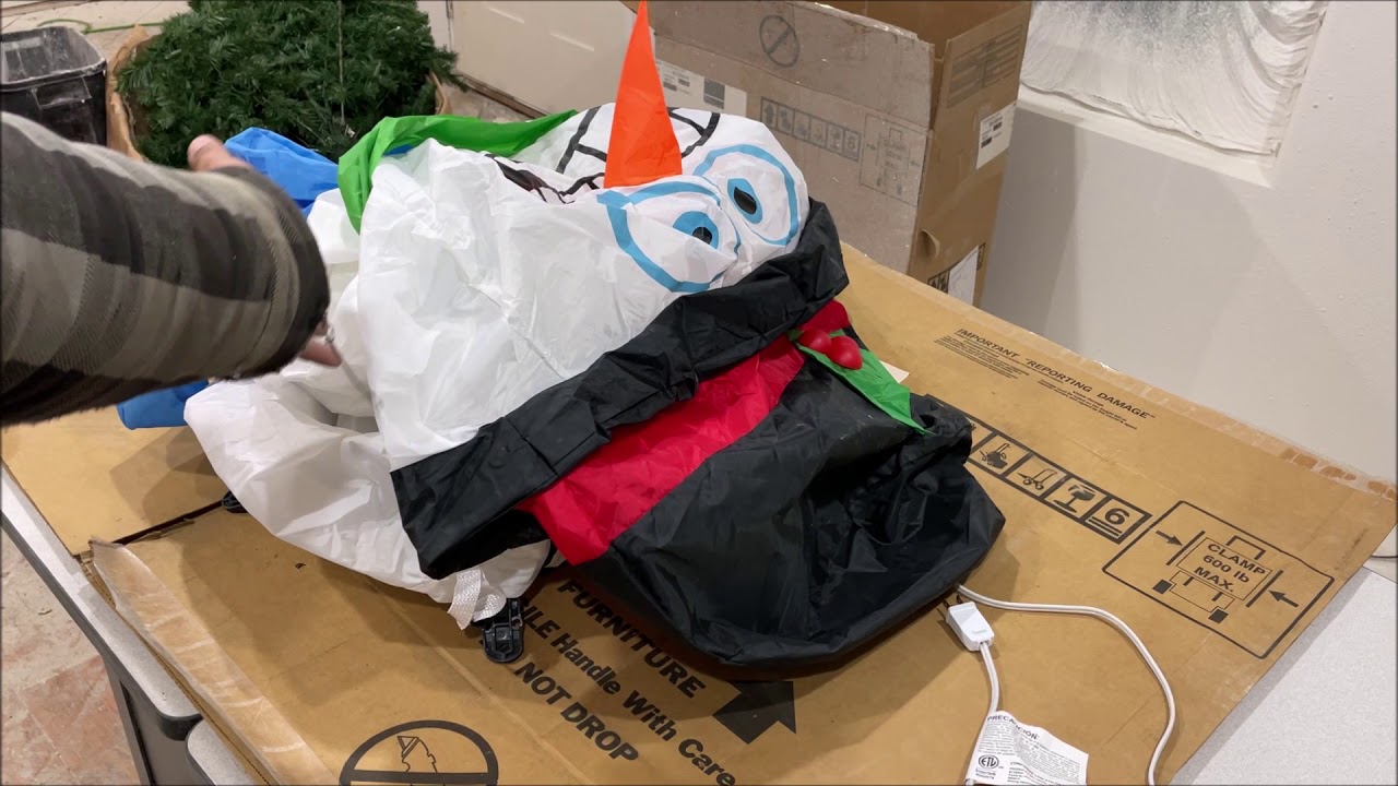 how to clean and store yard inflatables DIY 2021