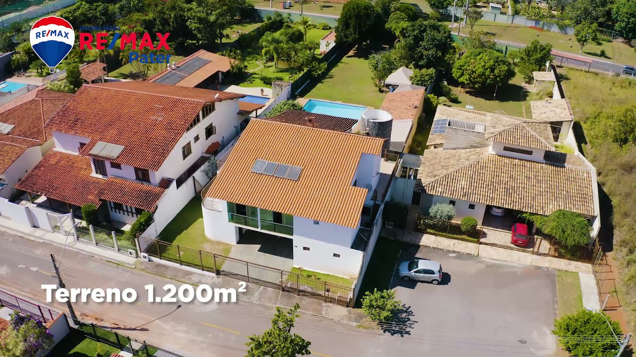 Excelente CASA a venda 9 QUARTOS, 4 Suítes no LAGO NORTE QI9